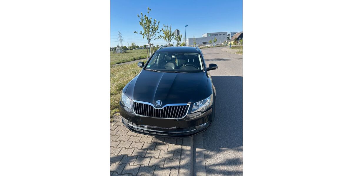Skoda Superb 184.210 km 9.000 &euro; Mannheim 68307