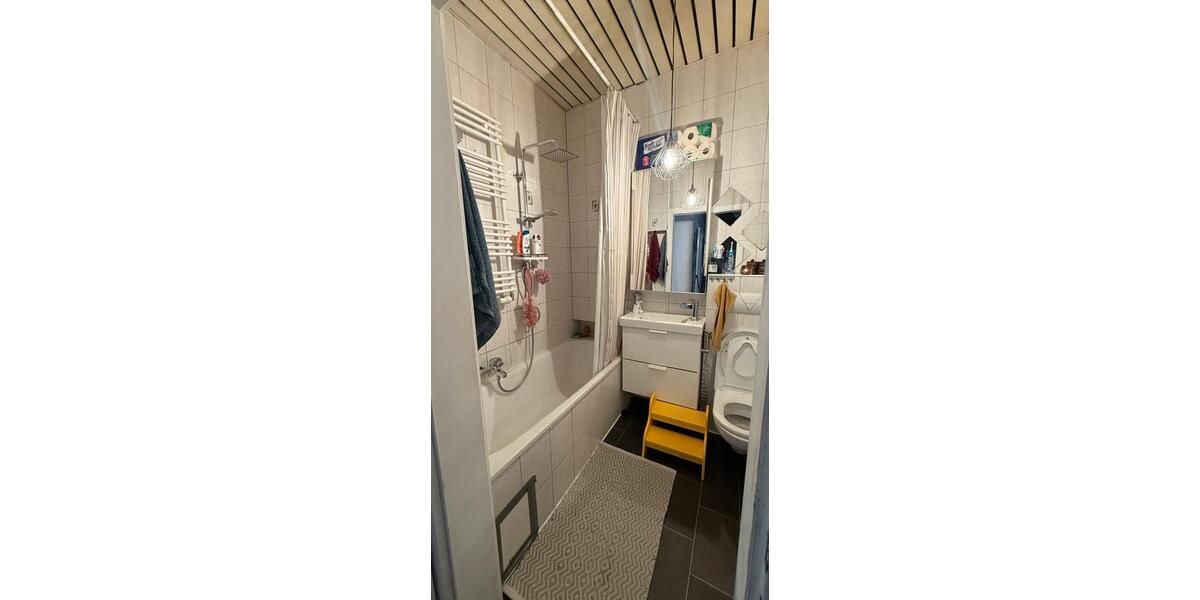 Etagenwohnung Ludwigshafen am Rhein Ludwigshafen-Hemshof - 3 Zimmer, 75 m&sup2;, 660&euro; | Angebot:27579156