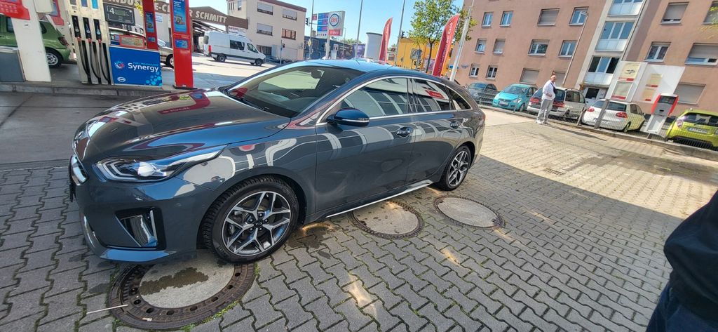 Kia pro ceed / ProCeed 93.600 km 16.100 &euro; Mannheim 68305