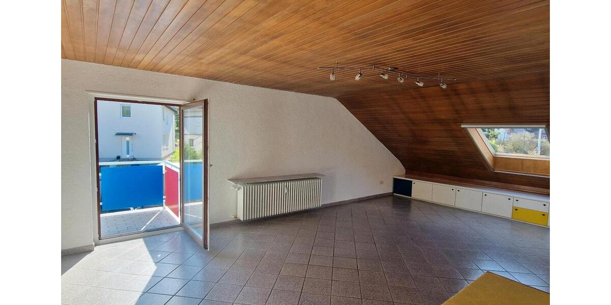 Dachgeschoßwohnung Bad Dürkheim - 2 Zimmer, 61 m&sup2;, 800&euro; | Angebot:25943977