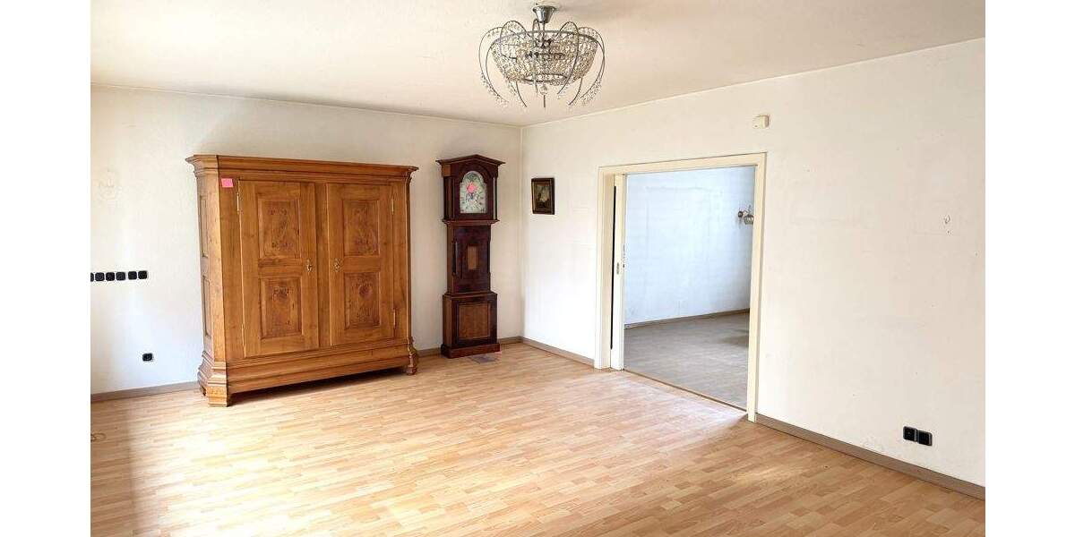 Bestlage: Musikerviertel! EFH - attraktive Winkelform -ca. 180 Wfl.-ca. 900 m² Grdst.-Südgarten 6 zimmer