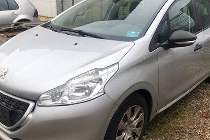 Peugeot 208 100.000 km 1.550 &euro; Hockenheim 68766