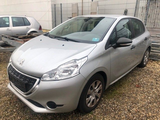 Peugeot 208 100.000 km 2.150 &euro; Hockenheim 68766