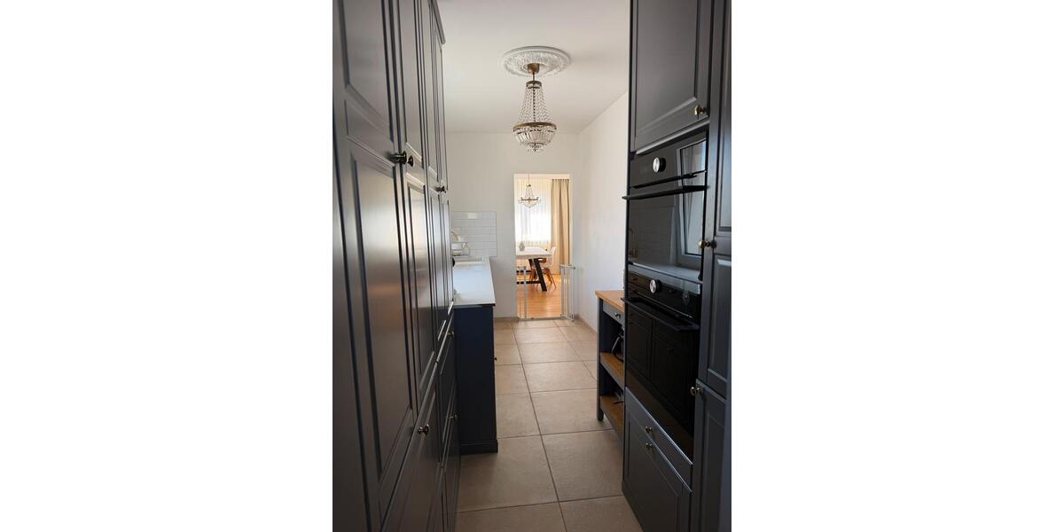 Etagenwohnung Schifferstadt - 5 Zimmer, 135 m&sup2;, 1.200&euro; | Angebot:26305457