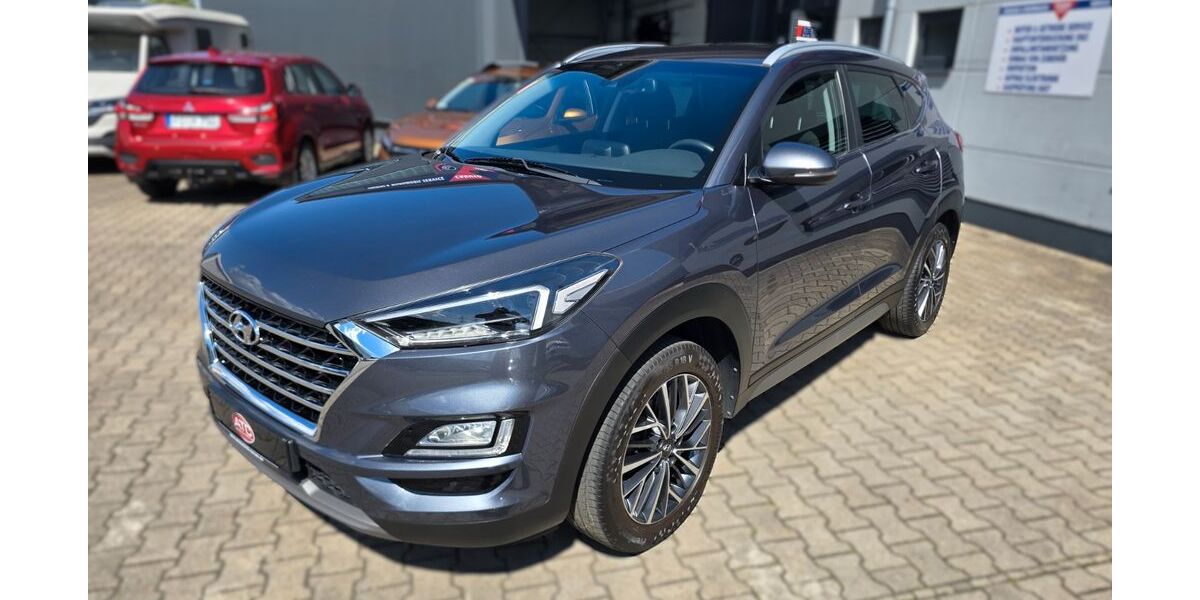 Hyundai TUCSON 96.948 km 18.990 &euro; Sandhausen 69207