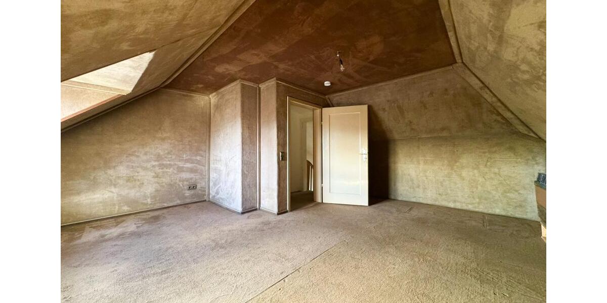 Einfamilienhaus Bad Dürkheim - 5 Zimmer, 228 m&sup2;, 529.000&euro; | Angebot:25246580