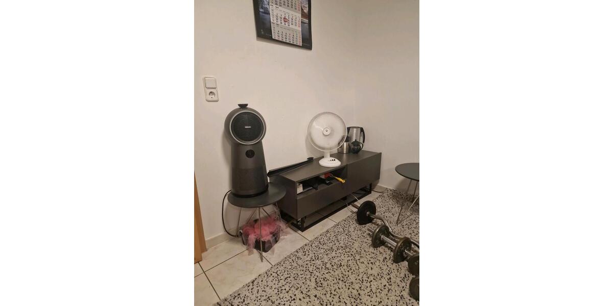 Etagenwohnung Ludwigshafen am Rhein Ludwigshafen-Hemshof - 1 Zimmer, 16 m&sup2;, 390&euro; | Angebot:26249174