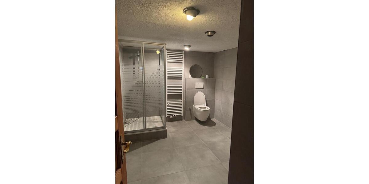 Einfamilienhaus mit Garten und Wintergarten 4 zimmer