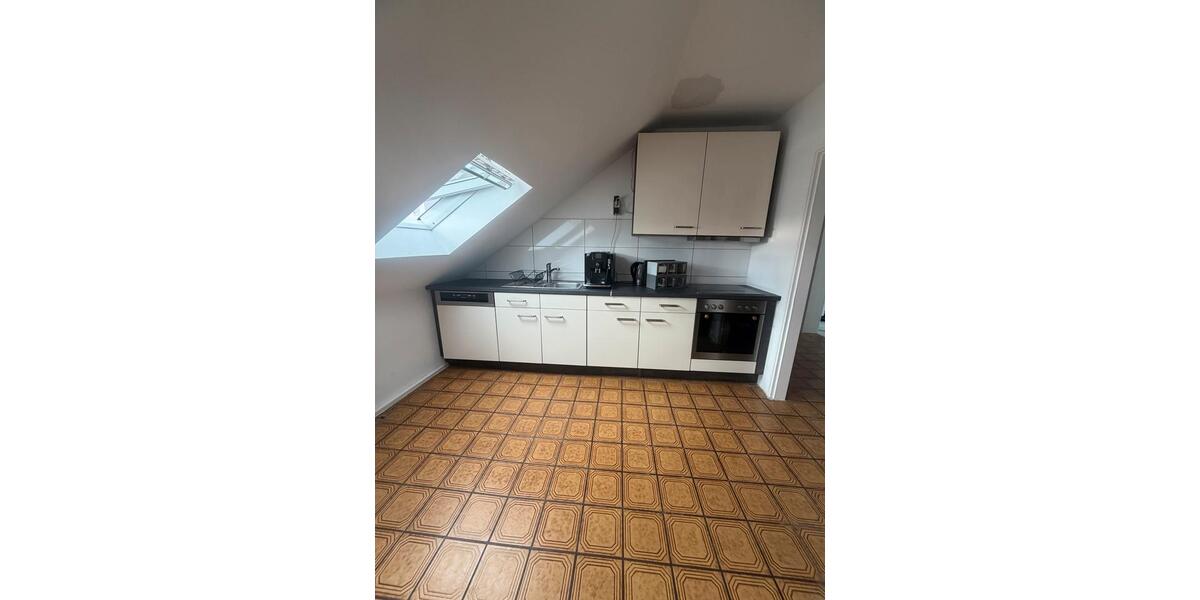 Dachgeschoßwohnung Heppenheim (Bergstraße) - 3 Zimmer, 78 m&sup2;, 1.200&euro; | Angebot:26074442