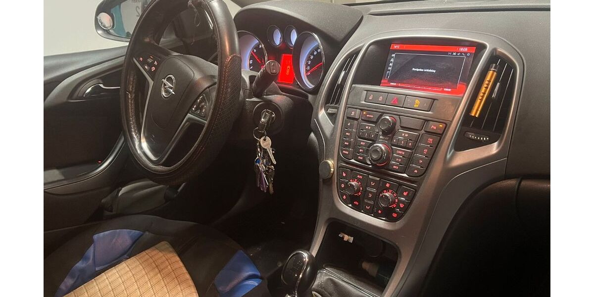 Opel Astra 128.300 km 6.799 &euro; Mannheim 68219