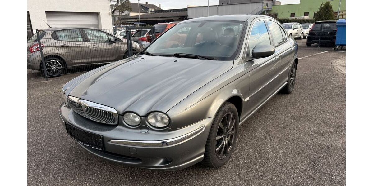 Jaguar X-Type 227.000 km 3.900 &euro; Bad Dürkheim 67098