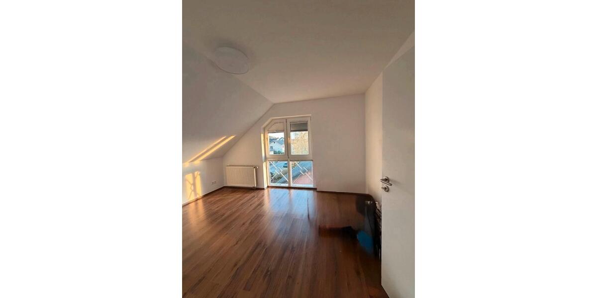 Dachgeschoßwohnung Zwingenberg - 4 Zimmer, 112 m&sup2;, 378.000&euro; | Angebot:26150971