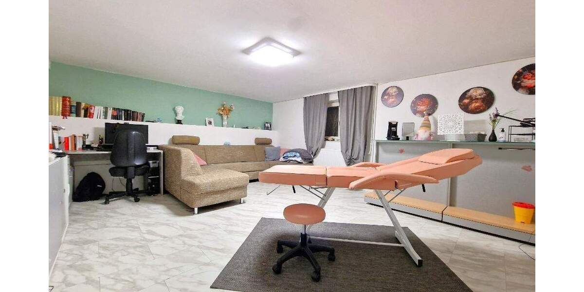 Solides Reihenhaus mit Garten und Garage - Reihenmittelhaus Ludwigshafen am Rhein Mundenheim | Angebot:25214578