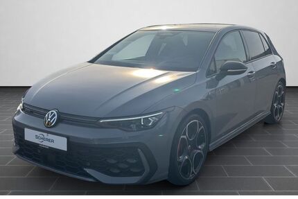 VW Golf 5.900 km 46.660 &euro; Neustadt a.d. Weinstraße 67433