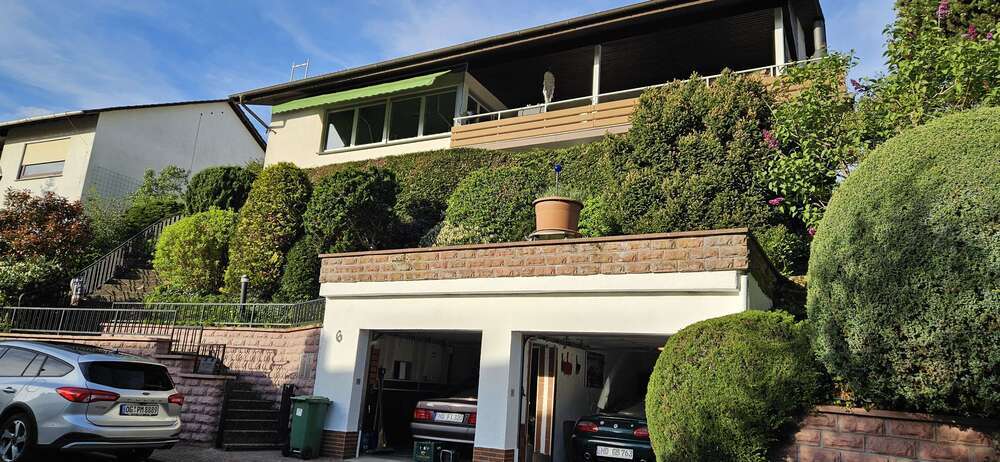 Haus zum Kaufen in WeinheimSteinklingen 749.000 € 236 m²