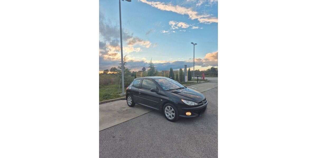 Peugeot 206 222.000 km 2.050 &euro; Heidelberg 69126