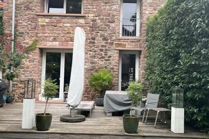Haus zum Mieten in Mannheim 2.400 € 240 m² 4 zimmer