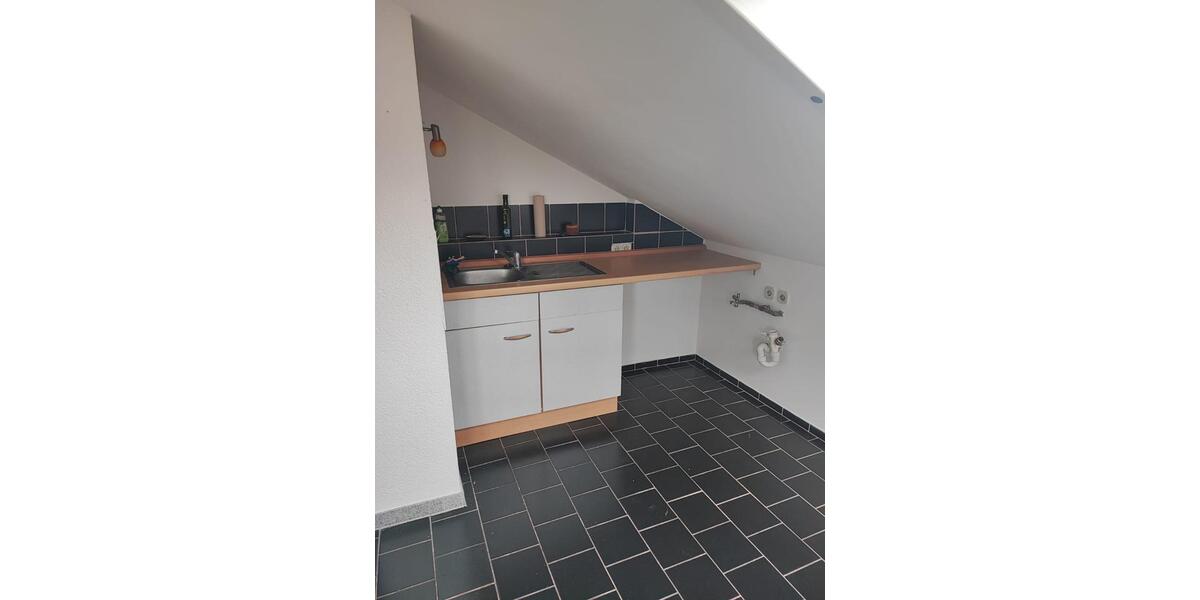 Dachgeschoßwohnung Lampertheim - 1 Zimmer, 44 m&sup2;, 640&euro; | Angebot:25590676