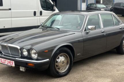 Jaguar XJ 95.000 km 9.900 &euro; Ludwigshafen 67059