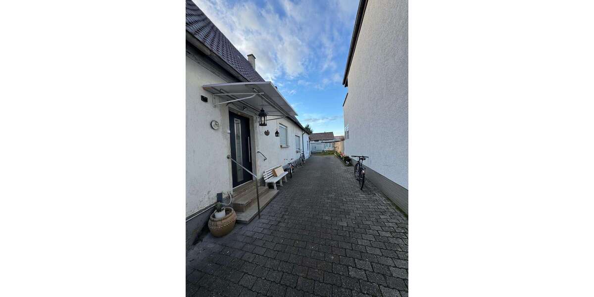 Einfamilienhaus Waghäusel - 10 Zimmer, 98 m&sup2;, 550.000&euro; | Angebot:25997070