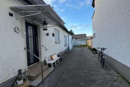 Haus Waghäusel - 10 Zimmer, 98 m&sup2;, 550.000&euro; | Angebot:25997070