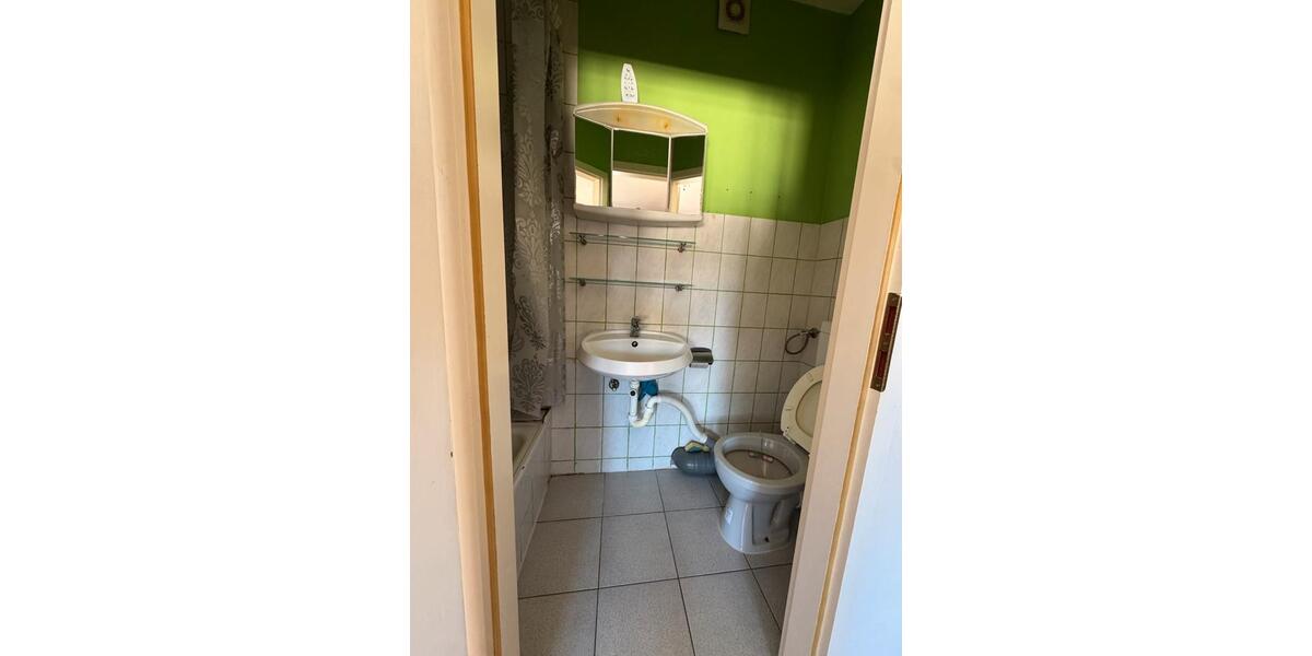 Etagenwohnung Mannheim Rheinau - 3 Zimmer, 85 m&sup2;, 1.250&euro; | Angebot:26345317