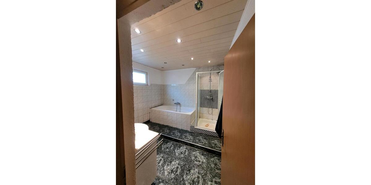 Erdgeschoßwohnung Lampertheim - 2 Zimmer, 55 m&sup2;, 700&euro; | Angebot:25552237