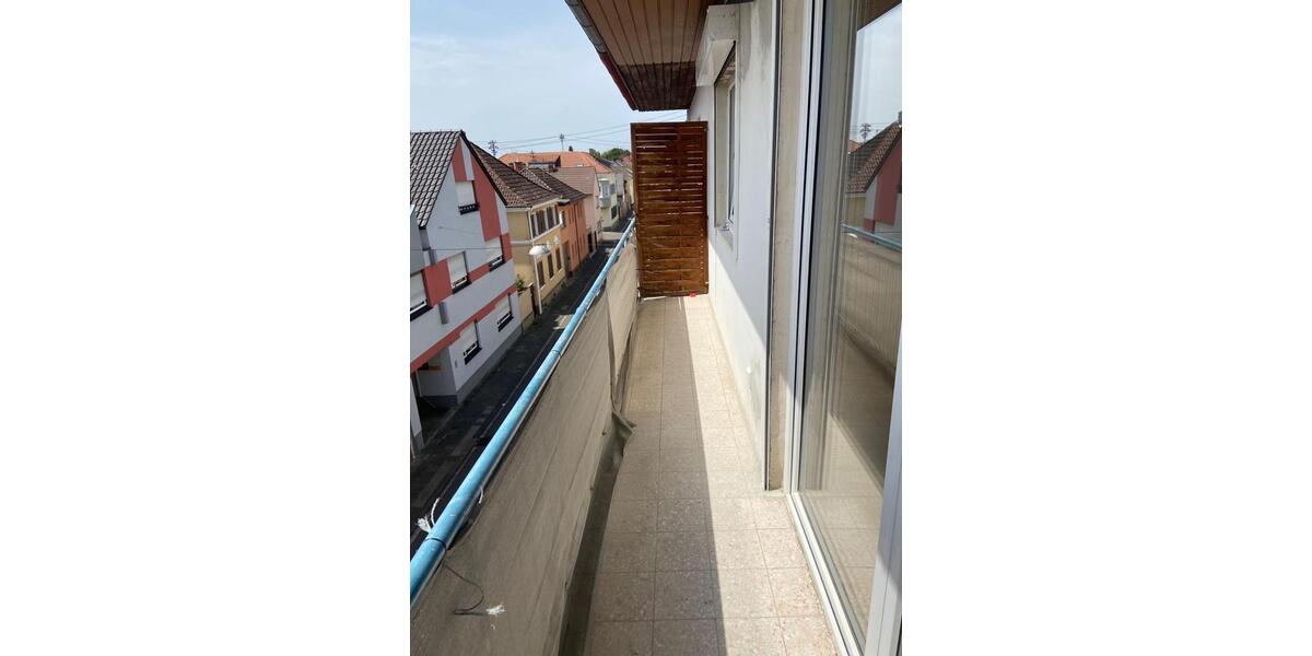 Dachgeschoßwohnung Ludwigshafen am Rhein Edigheim - 2 Zimmer, 50 m&sup2;, 825&euro; | Angebot:26465422