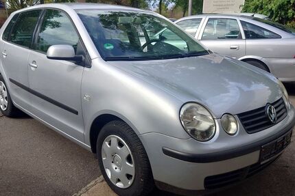 VW Polo 71.520 km 2.990 &euro; Hockenheim 68766