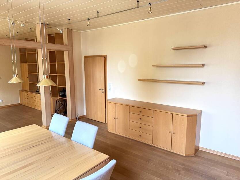 Familienpackung: *Sebastian-Münster-Str.* - DHH - 5 Zimmer - 3 Bäder - Garten - Garage!