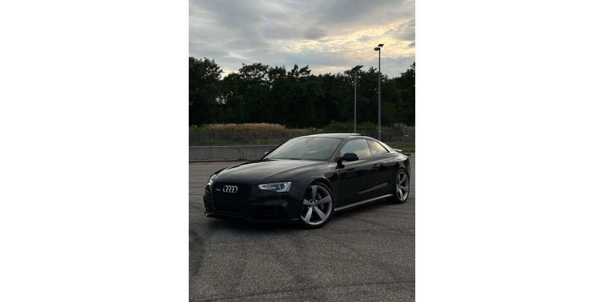 Audi RS5 128.500 km 39.200 &euro; Dudenhofen 67373