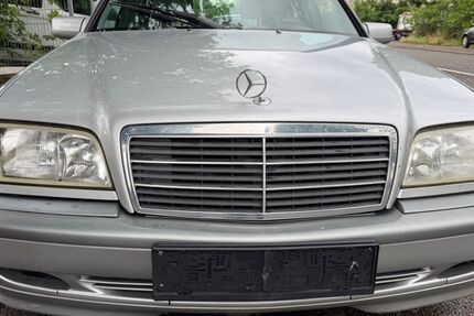 Mercedes-Benz C 250 245.000 km 3.999 &euro; Mannheim 68309