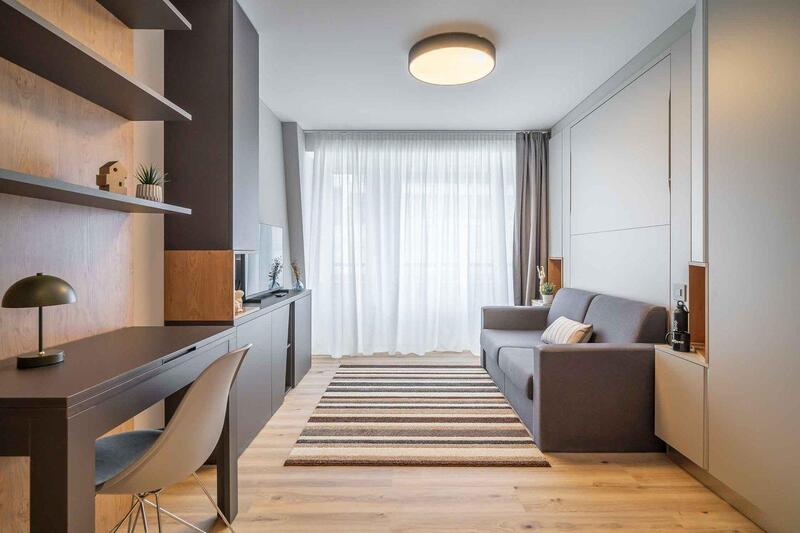 Wohnung, Ruhig 2 Zimmer Balkon Einbauküche zimmer
