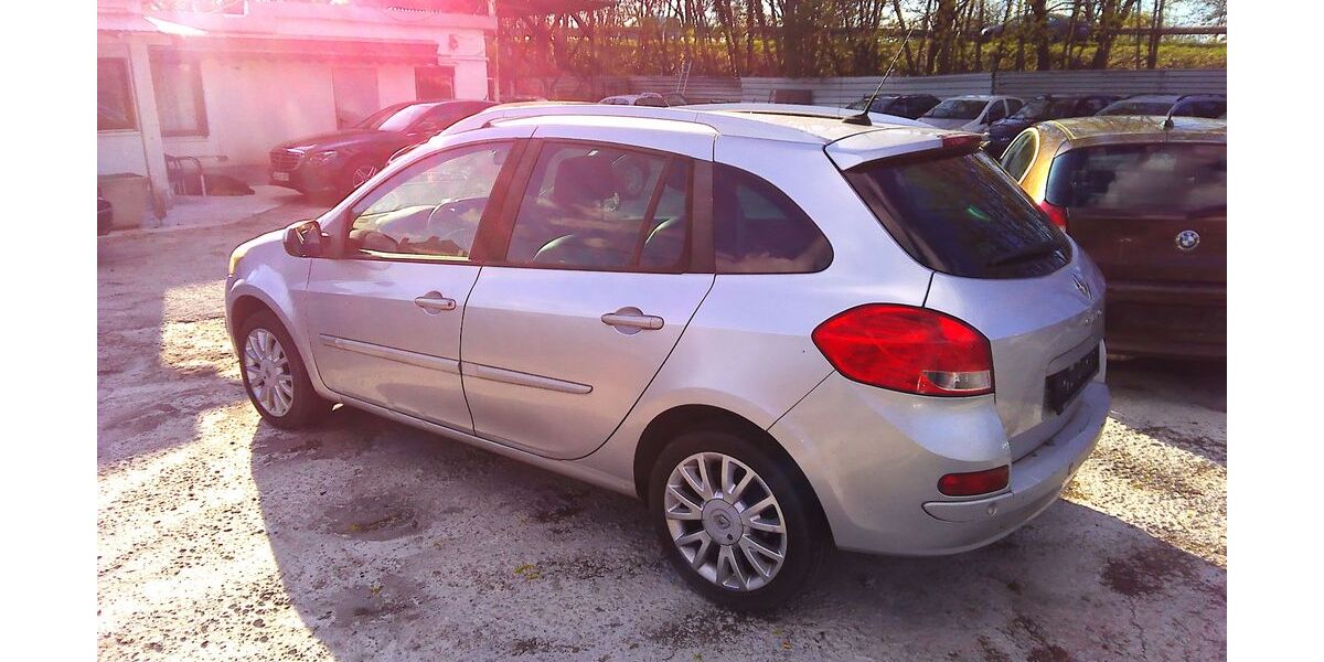 Renault Clio 311.765 km 1.111 &euro; Mannheim 68309