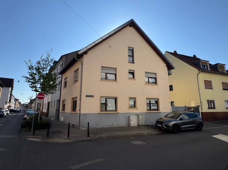 Mehrfamilienhaus, Wohnhaus Mannheim / Neckarau Neckarau - 9 Zimmer, 200 m&sup2;, 510.000&euro; | Angebot:26139134