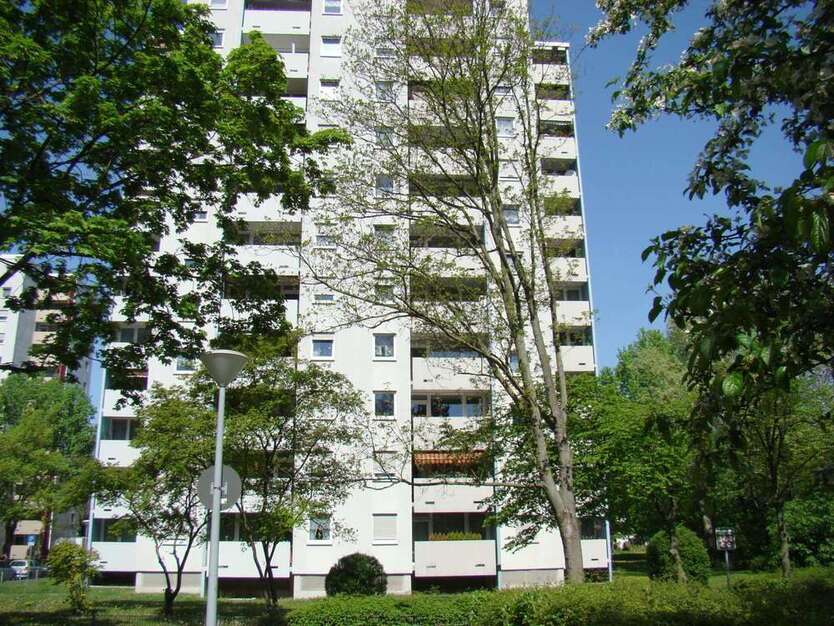Wohnung zum Mieten in Mannheim-Vogelstang 830 € 79 m²