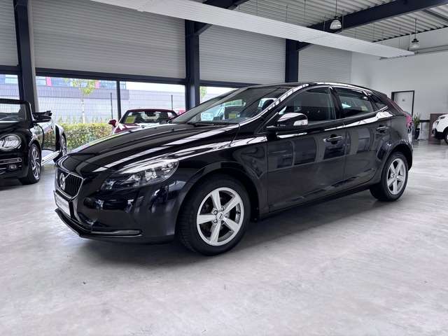 V40