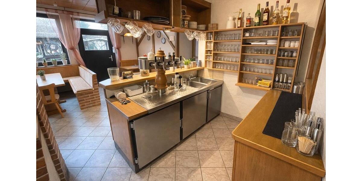 Gaststätte, Lieferservice, Biergarten, Pizza, voll eingerichtet zimmer