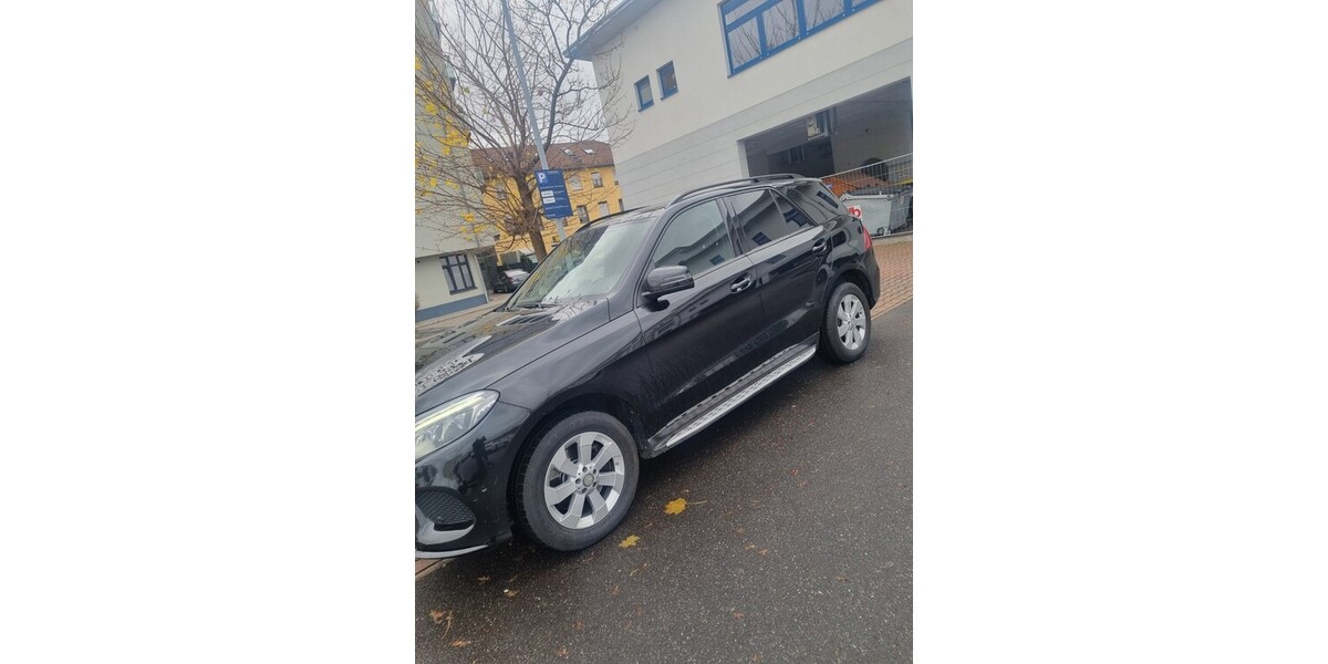 Mercedes-Benz GLE 350 KOMBI 4X MATIC 329.000 km 21.500 &euro; Worms 67547