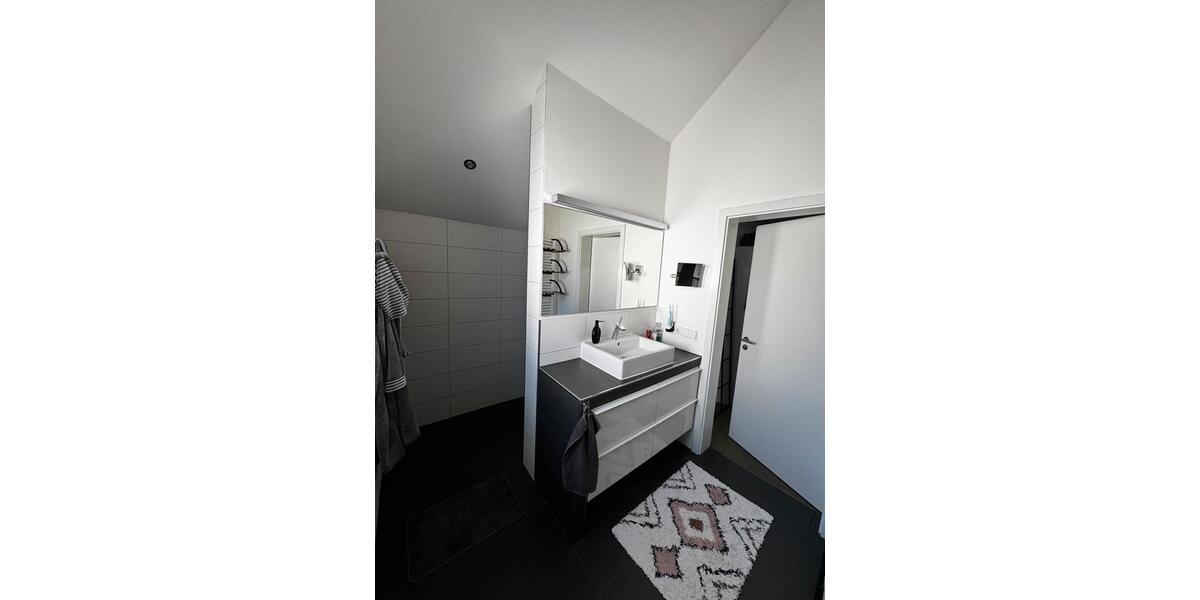 Dachgeschoßwohnung Brühl - 3.5 Zimmer, 110 m&sup2;, 498.000&euro; | Angebot:26408560