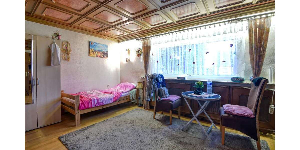 Idyllische DHH mit Sanierungspotential in ruhiger & zentraler Lage Zusätzliches Hinterhaus inkl. - Doppelhaushälfte Ludwigshafen am Rhein Mundenheim | Angebot:25968420