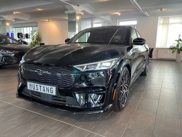 Ford Mustang Mach-E 9.650 km 55.300 &euro; Mannheim 68219