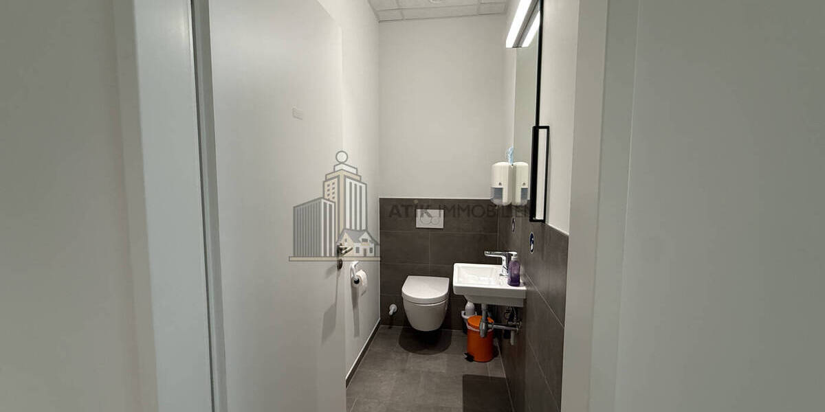 ATIK: Penthouse Provisionsfrei - exklusiv und modern im Ärzte- und Gesundheitszentrum Salutem Bahnst - Gewerbeobjekt Heidelberg Weststadt | Angebot:26311862
