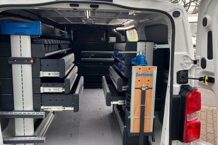 Opel Vivaro 18.285 km 24.550 &euro; Hockenheim 68766