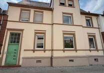 Sehr helle 4 Zimmer Wohnung im Herzen von Kaiserslautern