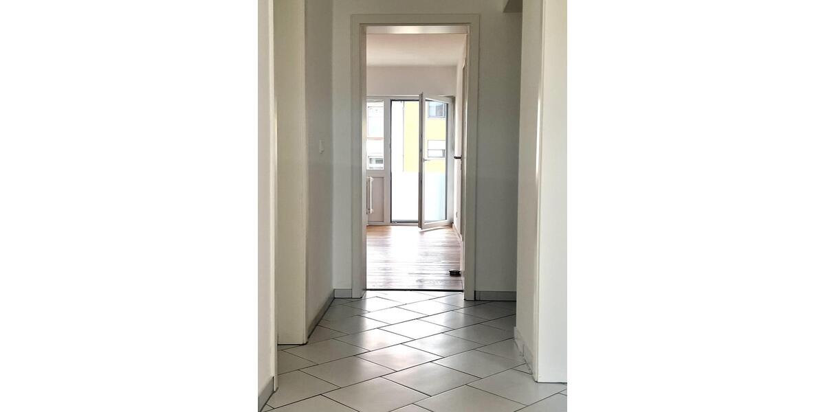 Etagenwohnung Mannheim - 3 Zimmer, 70 m&sup2;, 1.000&euro; | Angebot:26313896