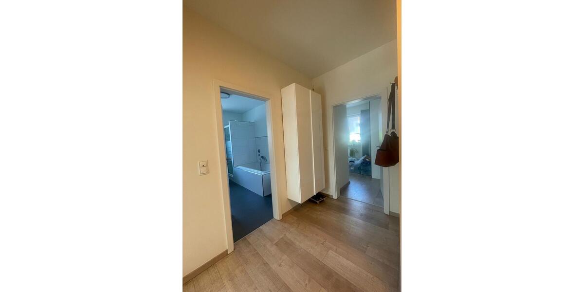 Etagenwohnung Ludwigshafen am Rhein Ludwigshafen-Hemshof - 2 Zimmer, 85 m&sup2;, 1.250&euro; | Angebot:26237346