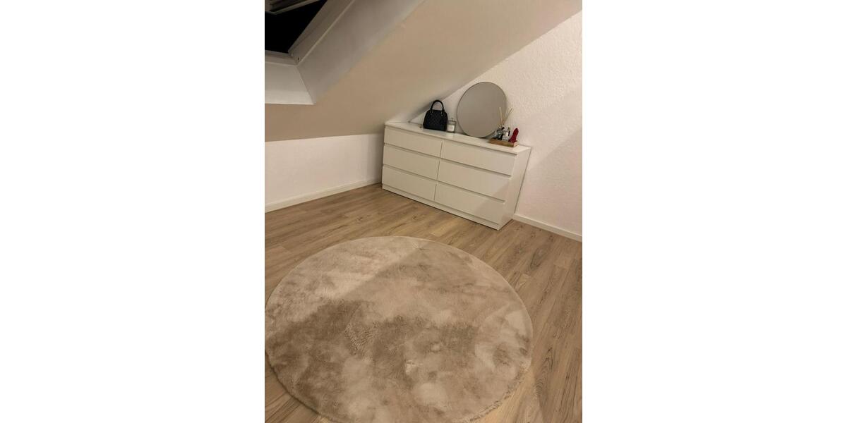 Dachgeschoßwohnung Mutterstadt - 3 Zimmer, 80 m&sup2;, 880&euro; | Angebot:26168836