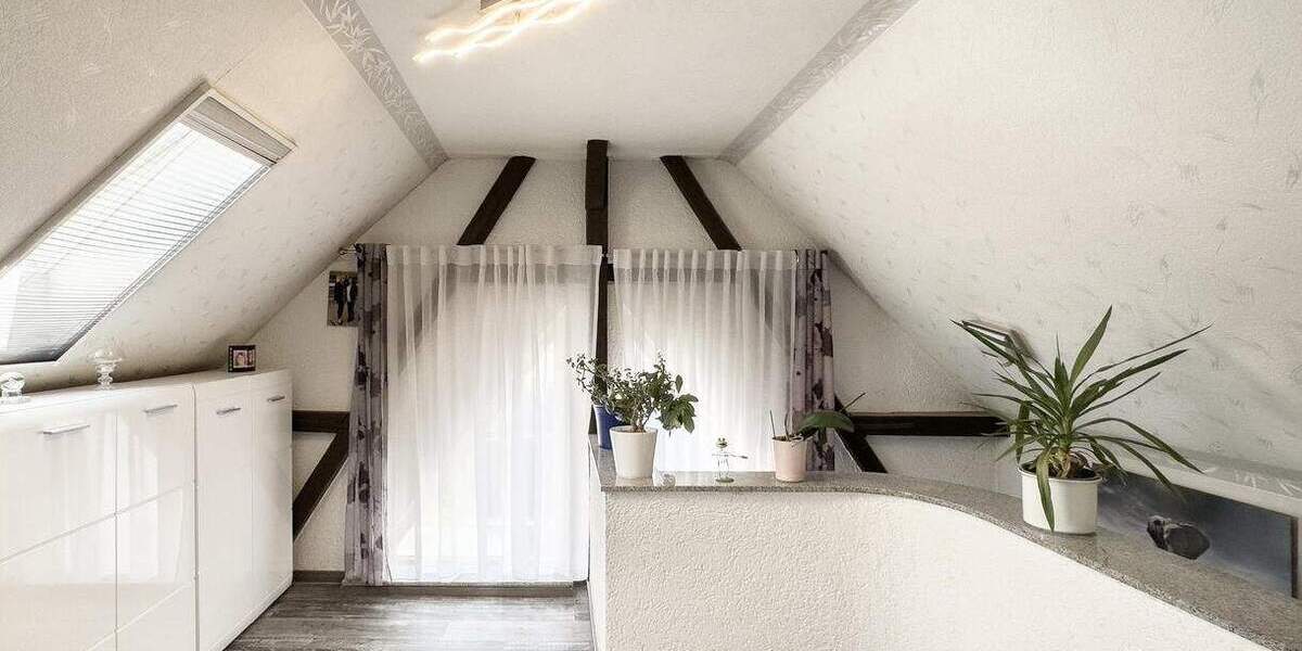 Mehrfamilienhaus, Wohnhaus Sandhausen - 8 Zimmer, 184 m&sup2;, 549.000&euro; | Angebot:25682639