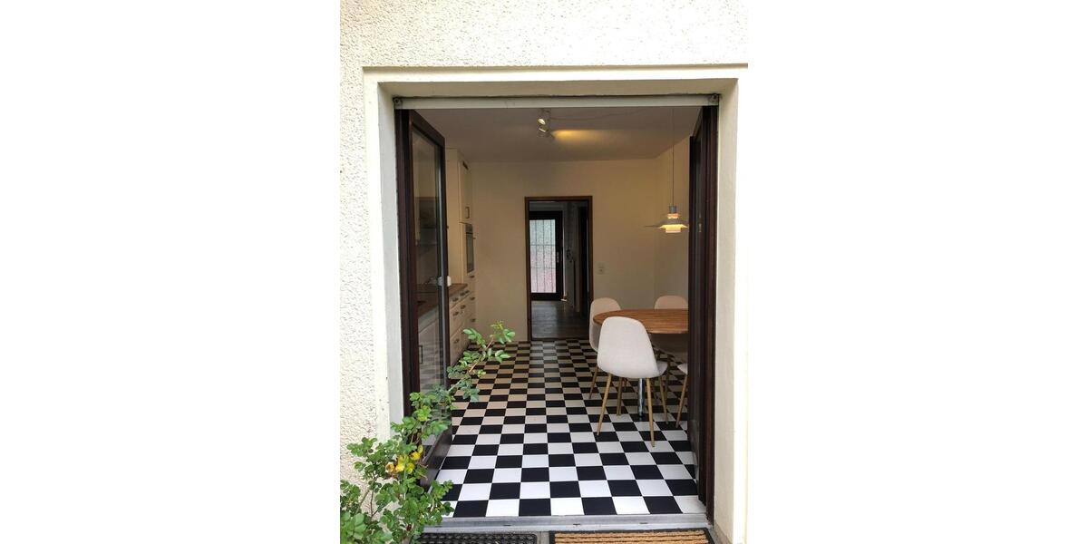 Einfamilienhaus Bammental - 7 Zimmer, 150 m&sup2;, 2.100&euro; | Angebot:26130459